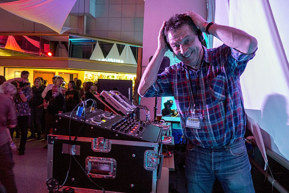 BBC raadiosaatejuht Andy Kershaw suri 66-aastaselt