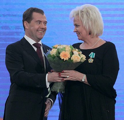 Anne Veski saab Tallinna vapimärgi