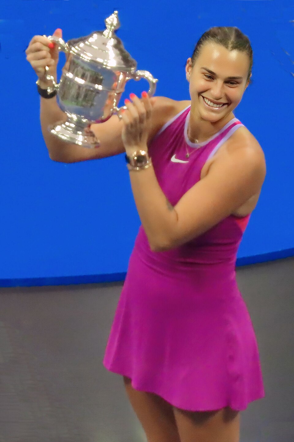 Sabalenka alistas Prantsusmaa lahtistel võitlusliku Osaka