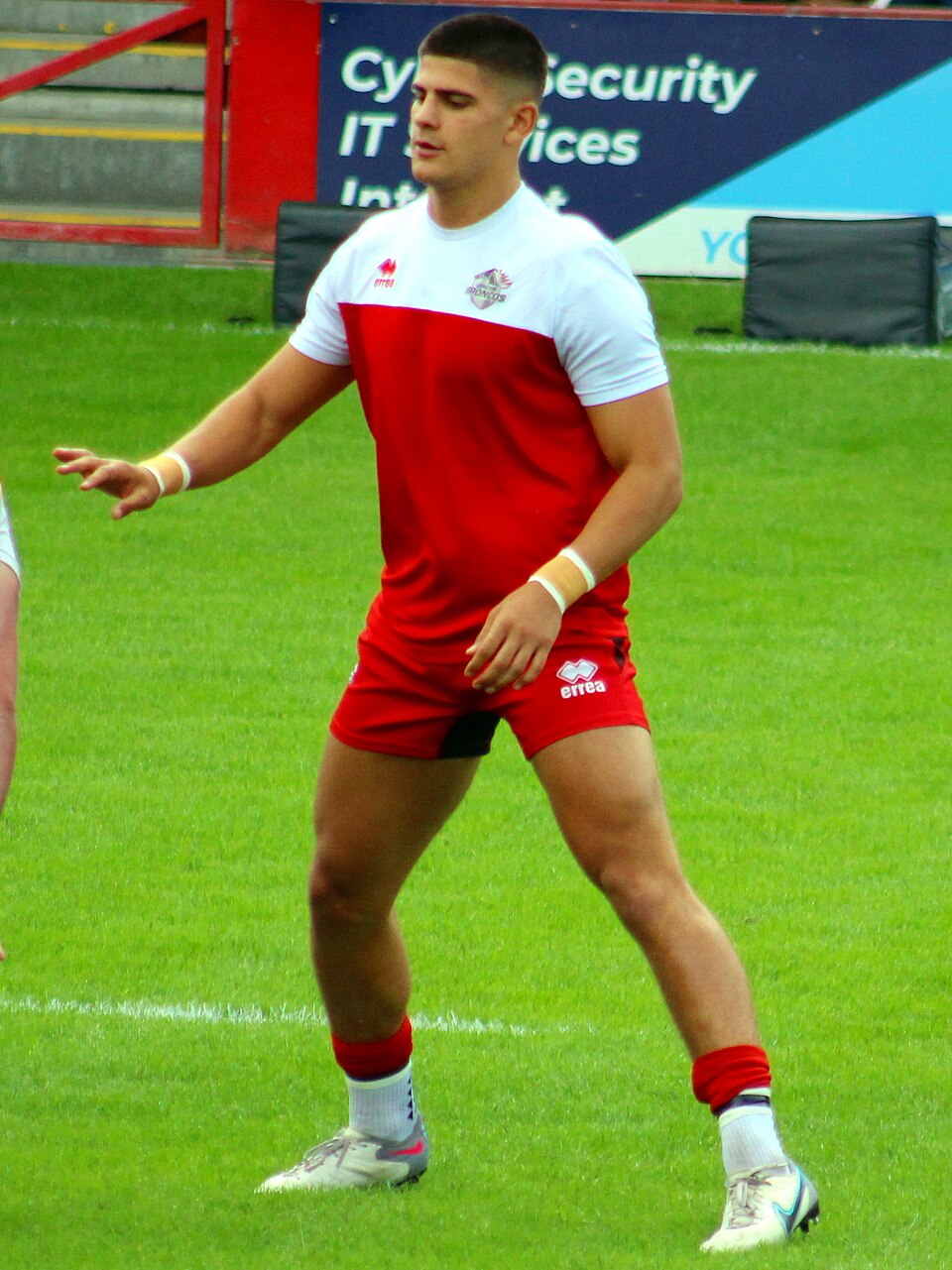 Leyland viib St Helmsi sensatsioonilistele võidule Wigani üle