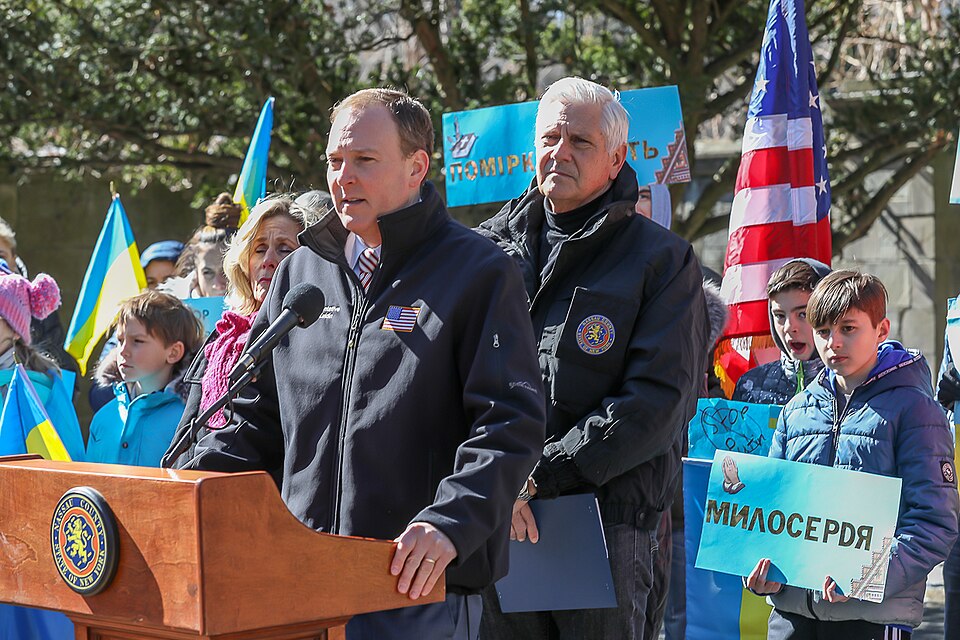 New Yorgi vabariiklane jääb valimistoetuseta kubernerivalimistel