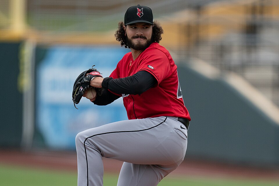 Blue Jays viskaja Cody Ponce vigastas end esimesel MLB stardil viie aasta jooksul