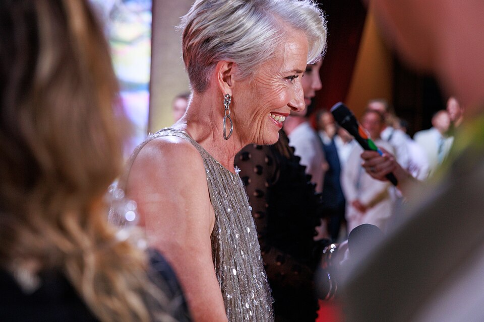 Emma Thompson Received an Award at Hay Festival and Joked About It