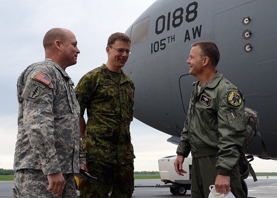 Тариен: внезапная атака России не застала бы Эстонию врасплох