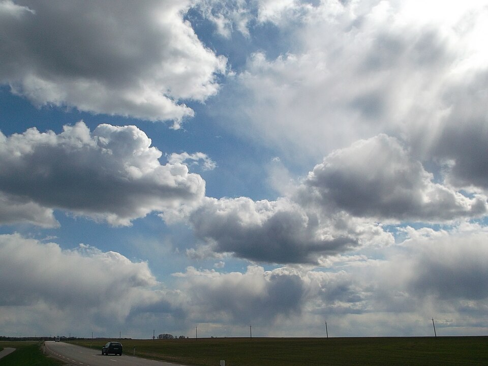 Kolmapäeval ootab eestlasi päikesepaisteline ilm