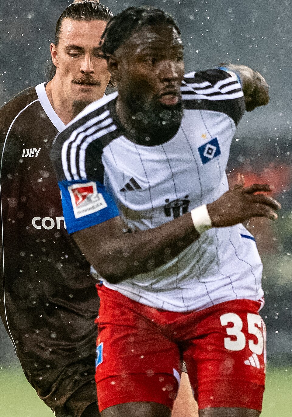 Mets naaseb: St. Pauli treener kinnitas kaitsja valmiduse