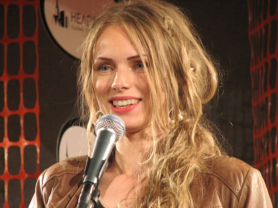 Ehini ja Sepa uus singel "Rahvustoit" kritiseerib klatšikultuuri