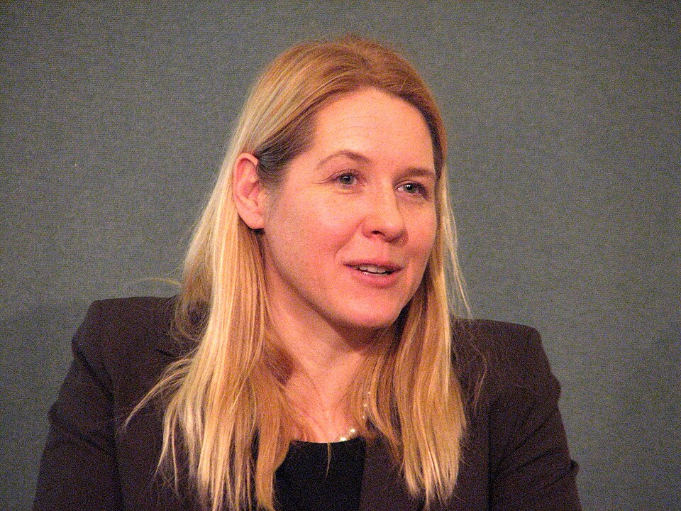 Emadus kui naiselikkuse keskne küsimus