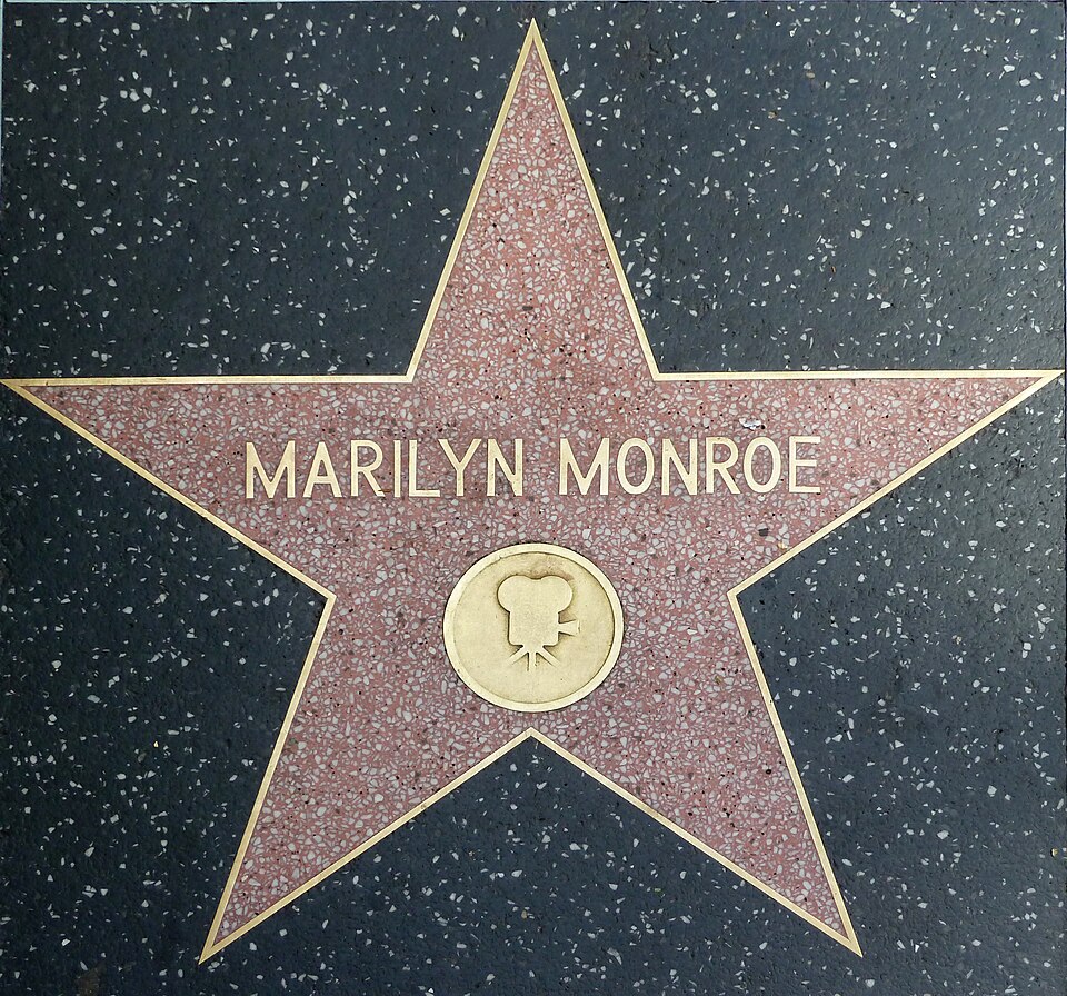 Marilyn Monroe's 100th Birthday: The Diet Secret Behind Her Figure That Doctors Don't Recommend