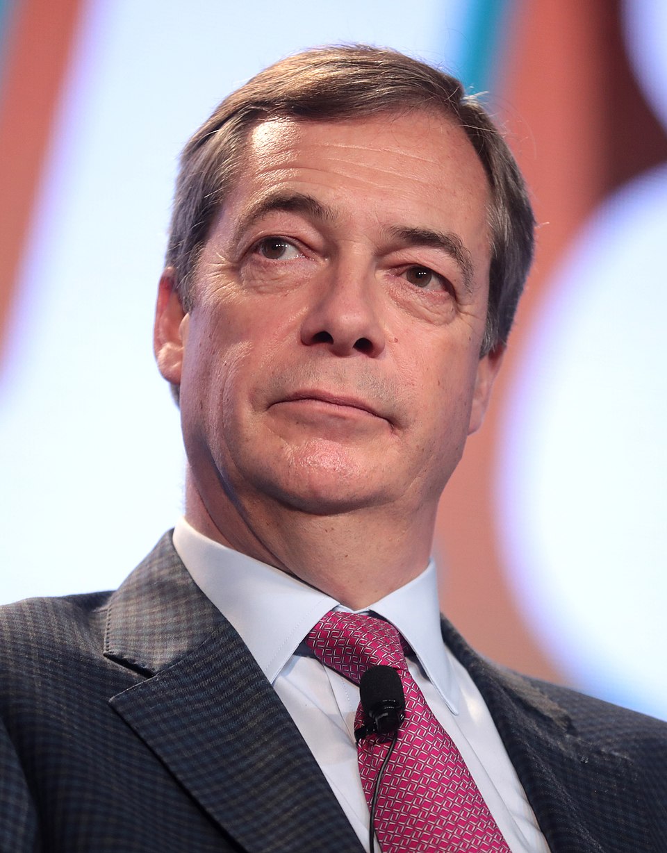 Briti poliitika kaosus: Farage'i väljakutse ja roheliste terav nuga