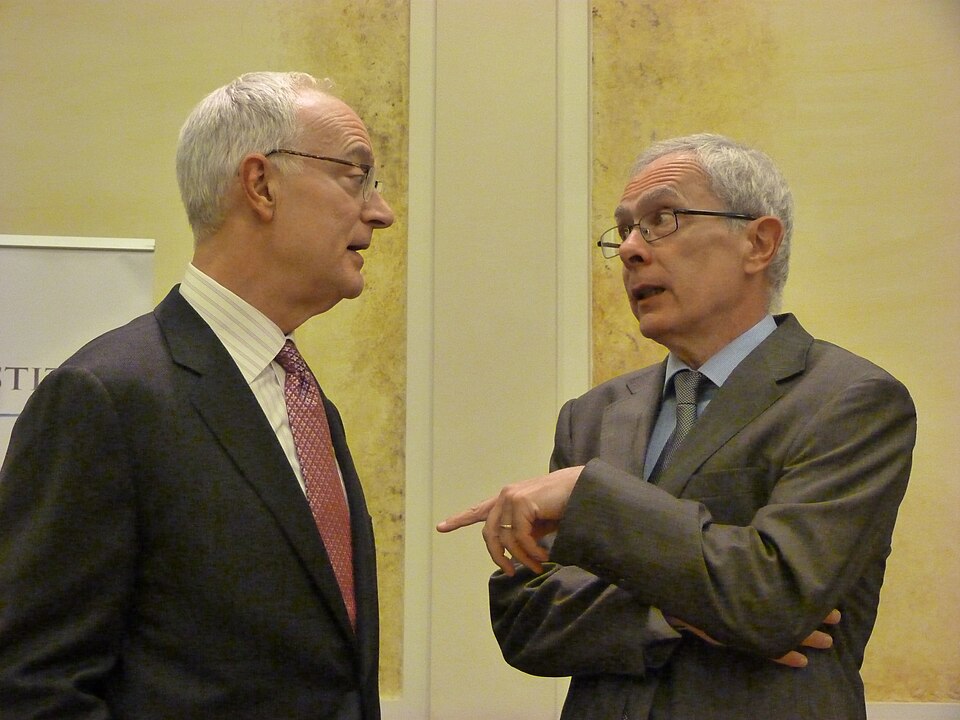 Ungari ei saa majanduslikult edasi liikuda lääne ja idaga laveerides