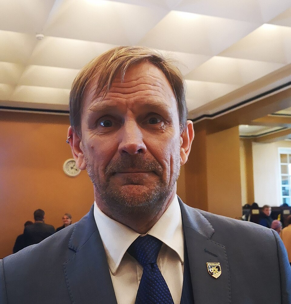 Riigikogu liikme e-sigaretivideo jõudis USA saatesse